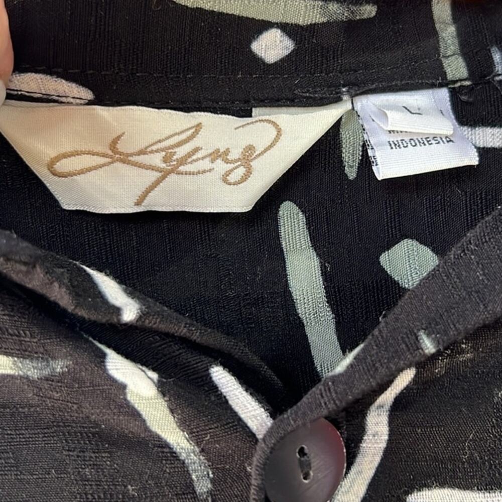 Lyng Abstract Print Blouse L Button Down Shirt - image 4